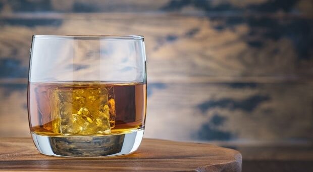 The Evolution of Whiskey: Single Malt vs. Blended
